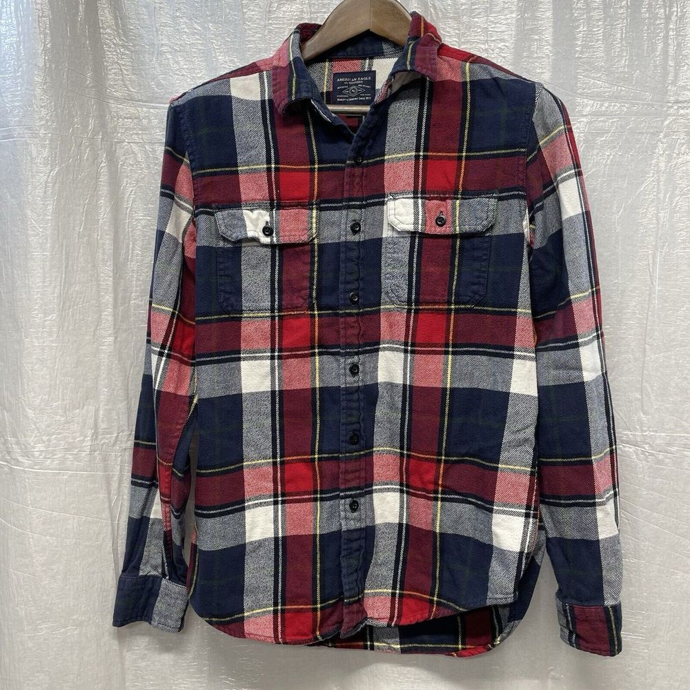 American Eagle Heavy Flannel Shirt Plaid Long Sleeve Button Up Casual Mens Small